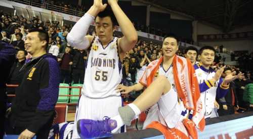 辽宁最强武器哑火 大圣三分雨浇灭辽篮气焰