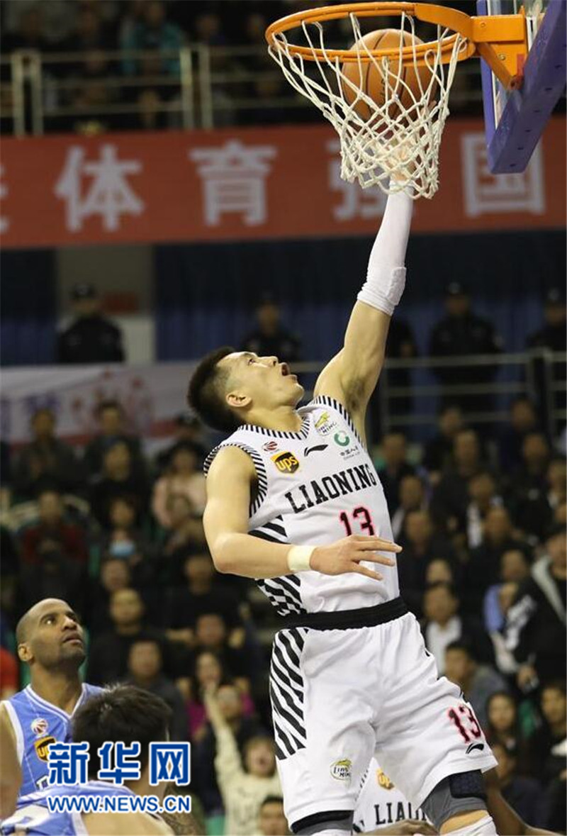 CBA季后赛1\/4决赛第三回合:辽宁本钢胜北京首