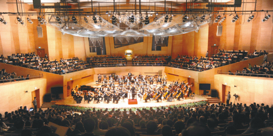 沈阳举行庆祝新中国成立65周年大型交响音乐