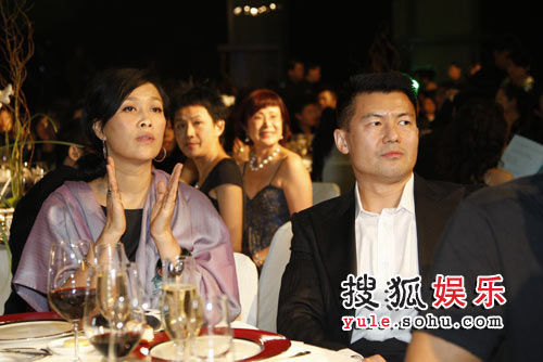 高峰醉酒斗殴 揭秘那英为何没与高峰结婚?