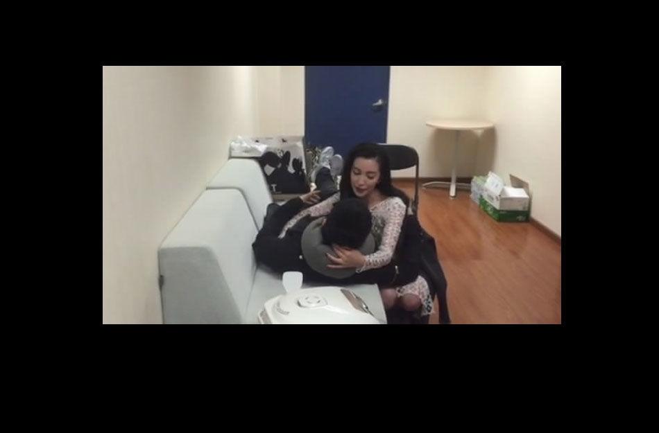 李冰冰黄晓明暧昧强吻视频 奔跑吧兄弟baby与