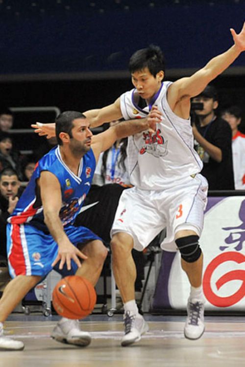 萧敬腾大学打篮球狂得49分?毕福剑曾砍73分