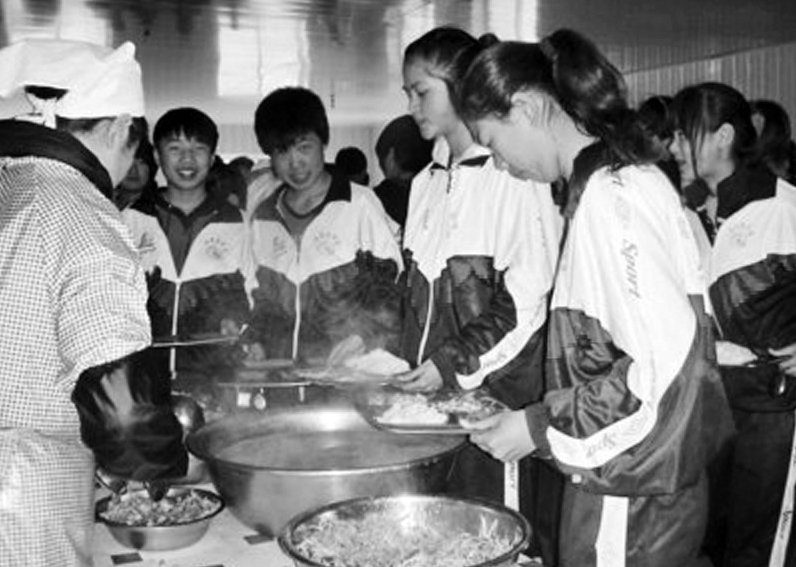 2.2万困难家庭毕业生全部就业