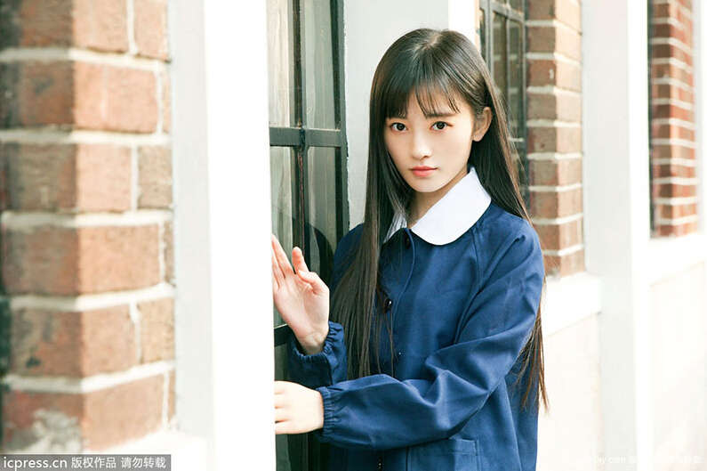 中国第一<em>美女校服</em>装曝光__新华网辽宁频道