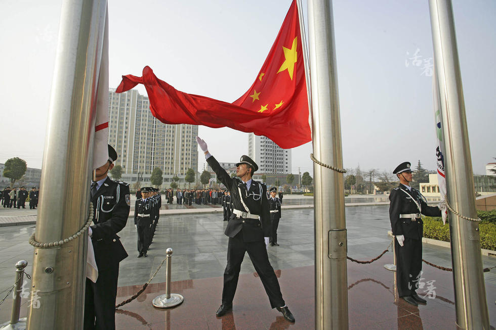 中国矿工三十年之变:与时代一起改变__新华网