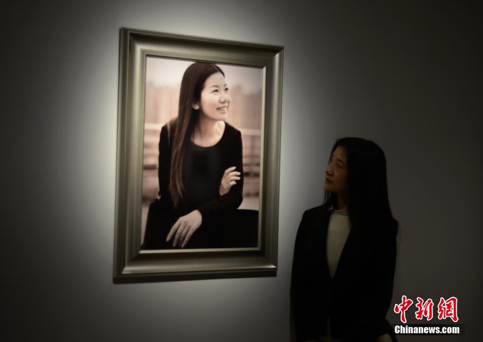 摄影师长沙举办中国企业家肖像个展