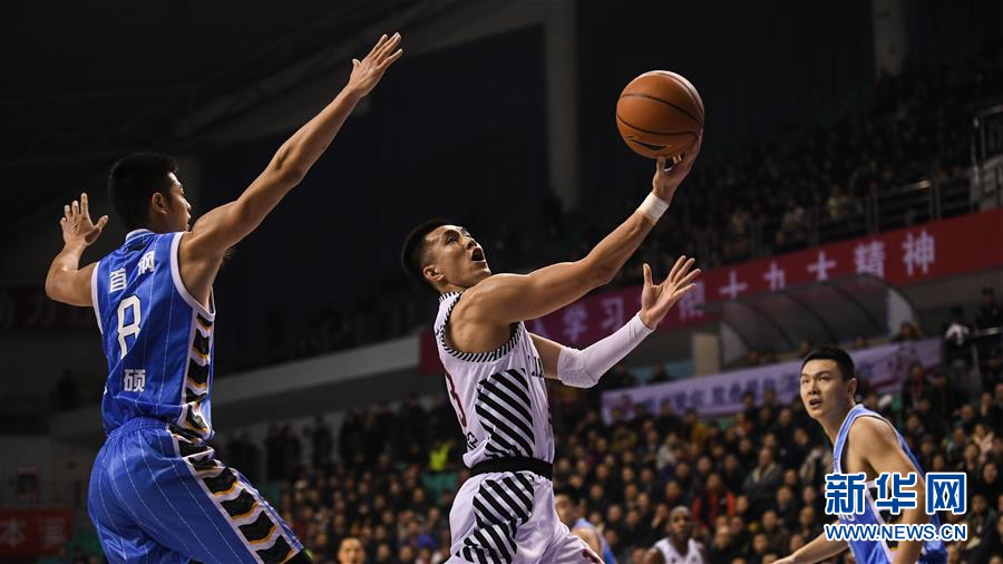 篮球--CBA联赛:辽宁本钢胜北京首钢