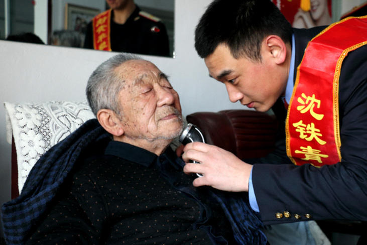 沈铁与社会同行:新华网辽宁频道