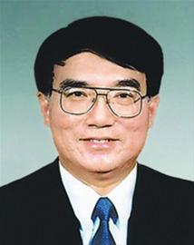 王珉同志简历