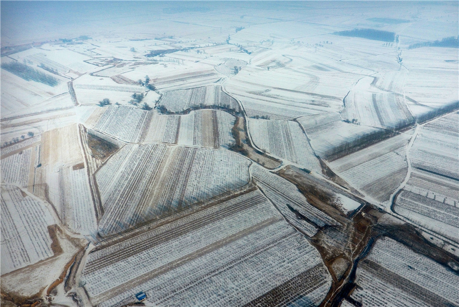 飛閱&ldquo;四好農村路&rdquo; 航拍沈陽靠山屯