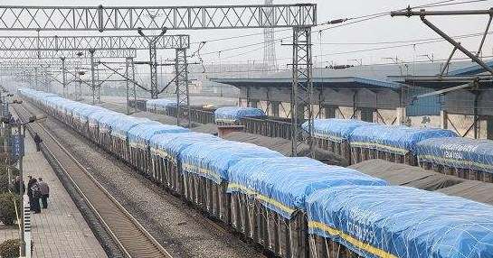 沈阳局鞍山货运中心为化肥运输开辟&ldquo;绿色通道&rdquo;