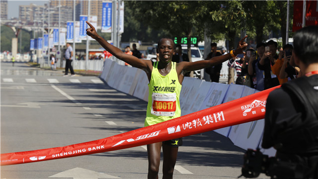 2018沈阳国际马拉松开赛