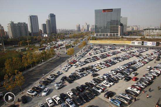 【视频】春节放假期间沈阳路内停车泊位全部免