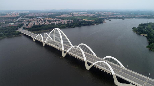 航拍：六跨中承式飄帶形提籃拱橋&mdash;&mdash;伯官大橋