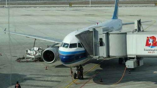 沈阳桃仙国际机场航班恢复起降