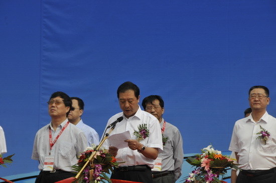 沈阳市政府副市长吴汉圣致辞