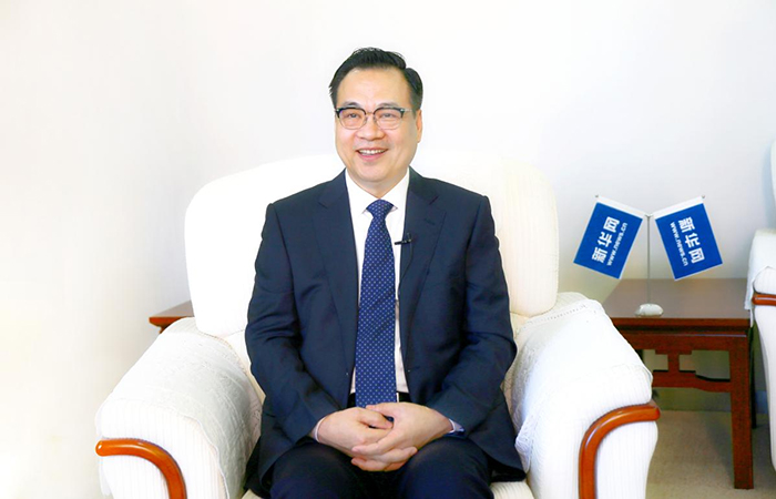 于清明代表：积极发展大包装药品，节约资源、方便群众