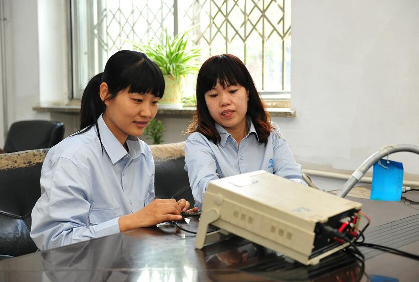 中航发沈阳黎明航空发动机加力班巾帼不让须眉