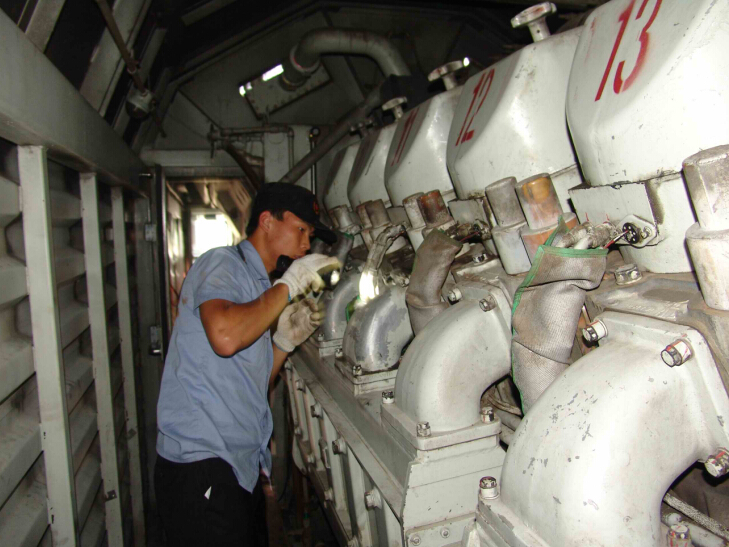 通辽机务段团委发动青工找茬除隐患